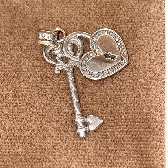 Solid Stamped 14K White Gold Padlock Key Pendant Charm for Necklace Bracelet - Picture 5 of 8